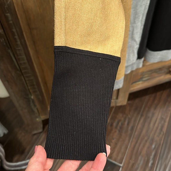 Chico’s Cardigan Sweater In Colorblocked Pattern - Picture 4 of 8